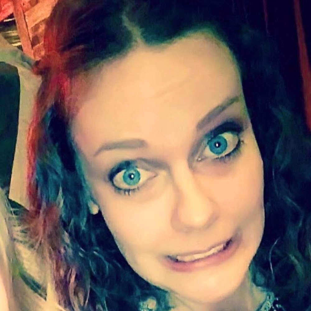 Meet your Posher, Amie